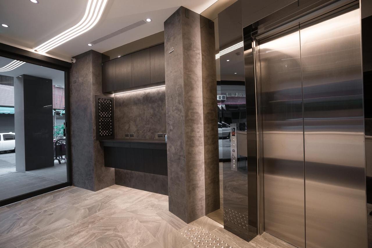 The Way Inn Taichung Exterior foto